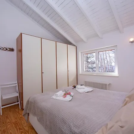 アパート Pollino Sleeps 4 *